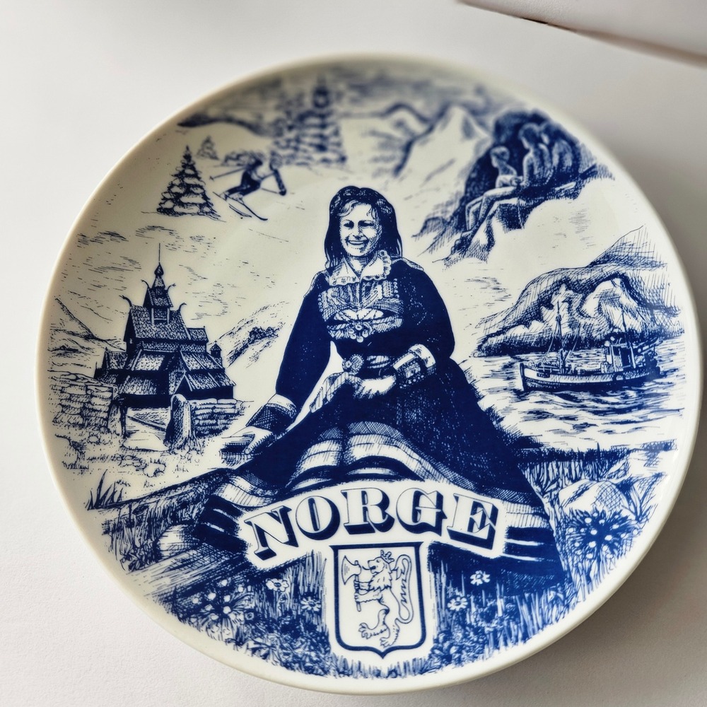 Vtg Lise Porcelain Denmark NORGE Blue Transferware Plate Norwegian Souvenir 7.5"